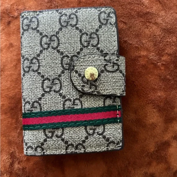 *Fashion Beige Monogram Card Holder with Red and Green Accent - Picture 3 of 11